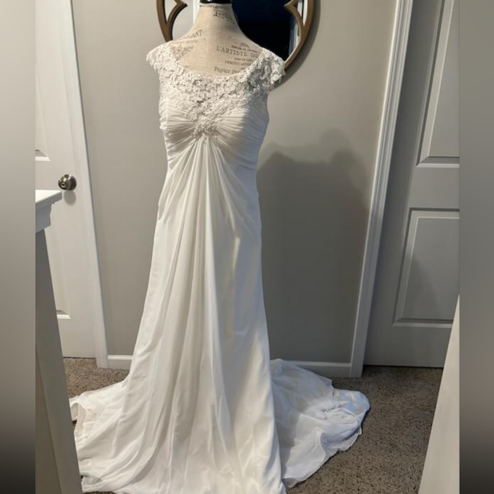 Brand new wedding gown